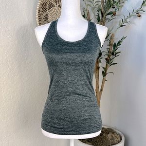 Nike Women’s Racerback Athletic Dri Fit Fitted Classic Gray Tank Size XS